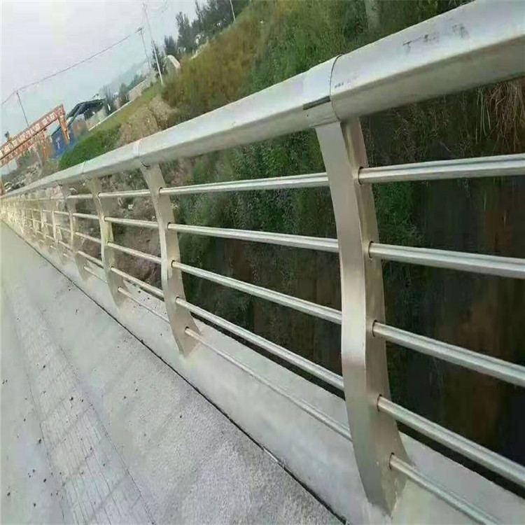 金属桥梁栏杆