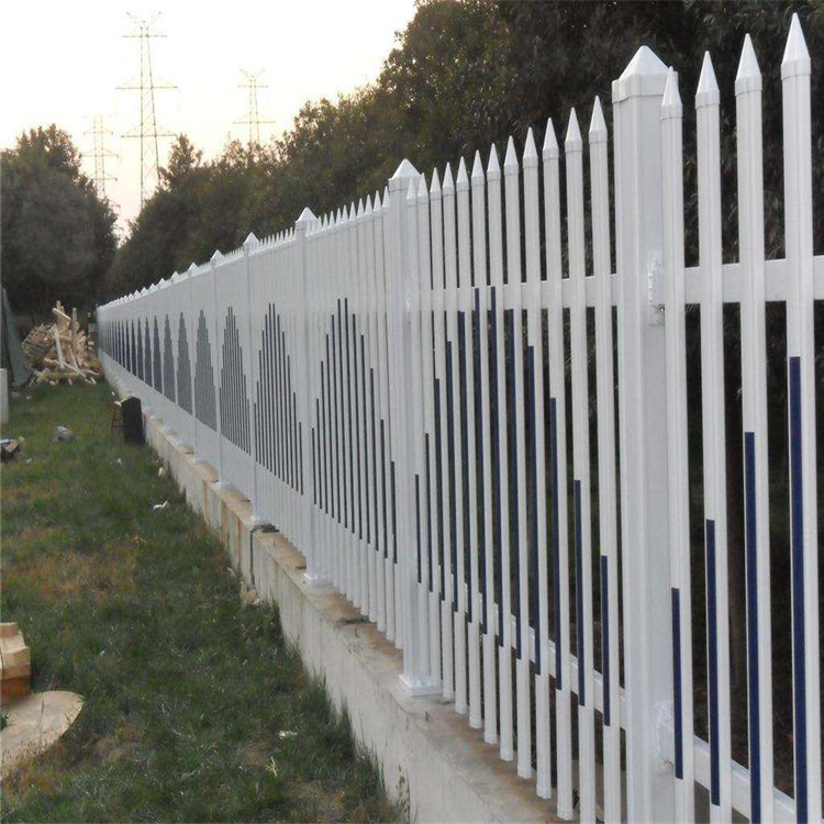 PVC green guardrail