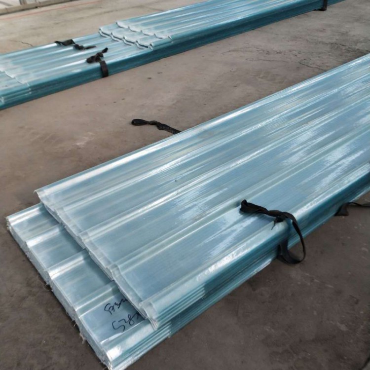 聚酯防腐采光瓦