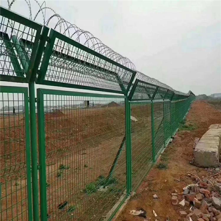 Highway guardrail manufacturer